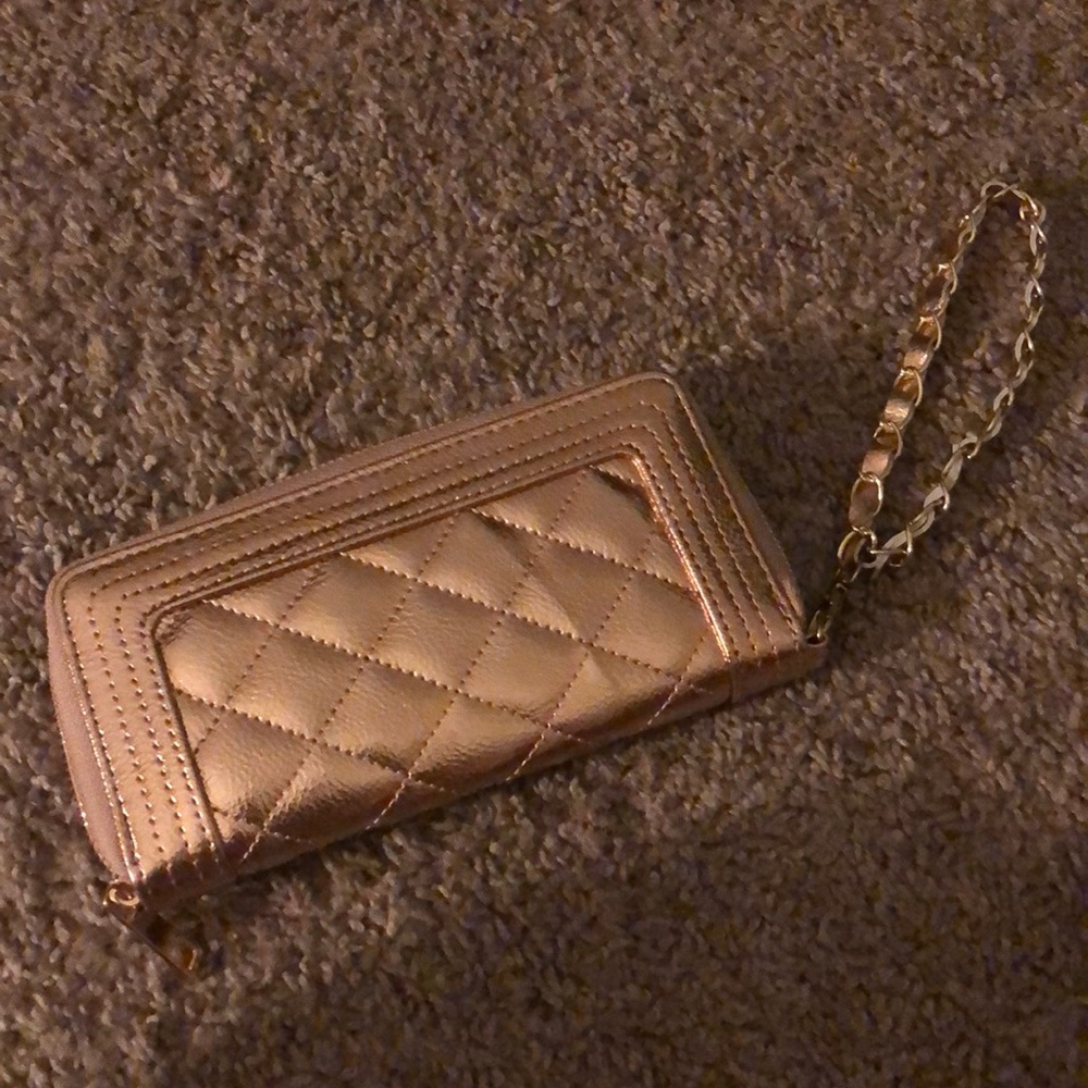 Rose gold Icing wristlet
